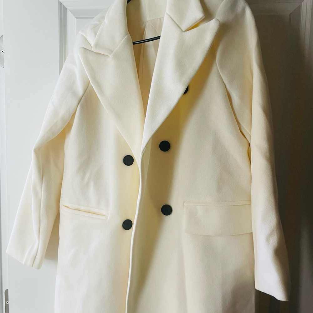 Elegant Cream Double-Breasted Women's Coat